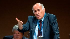 الرجوب يتحدّى الصّهاينة بعد اعتقاله