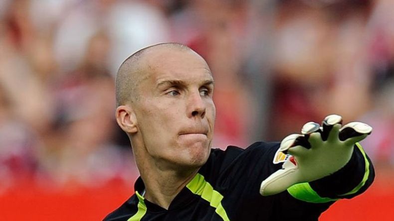 الاكتئاب سبب انتحار حارس منتخب ألمانيا سابقا “إنكه”