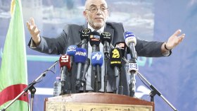 حساني شريف: “برنامجي يرتكز على إصلاح شامل وهيكلي للتربية والتعليم”
