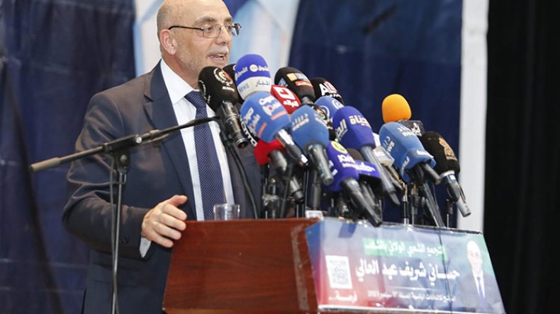 حساني شريف: الأولوية للتكفل العاجل بمناطق الجنوب