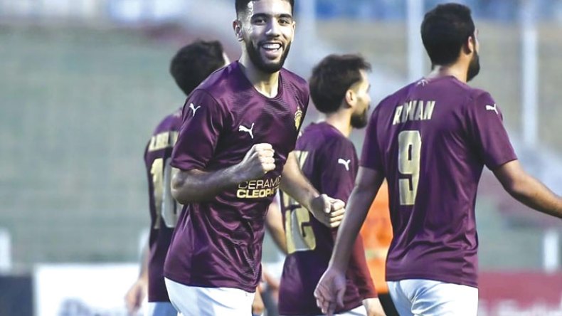 عين أصابت القندوسي