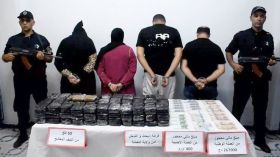 الإطاحة بشبكة إجرامية وحجز 50 كلغ من الكيف بالنعامة