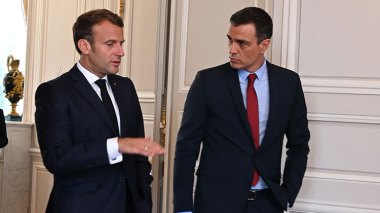 Spanish Journalist Attacks Macron and Sanchez Over Western Sahara