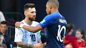 هاكر يخترق حساب مبابي ويوجه رسالة مسيئة لميسي