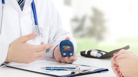 أطباء “يتهاونون” في فحص مرضى السكري ويكتفون بوصف الأدوية