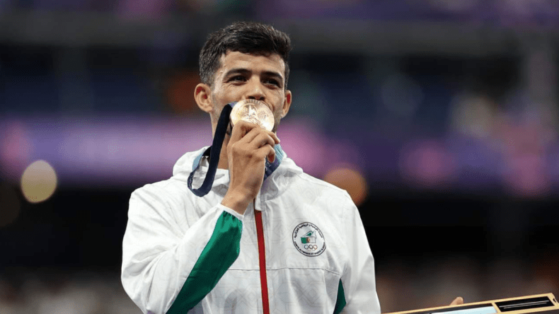 جمال سجاتي يتخذ هذا القرار