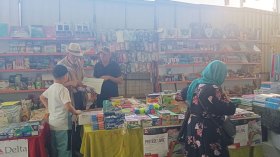 إنزال عائلي على الأسواق الجوارية لشراء مستلزمات الدخول الاجتماعي
