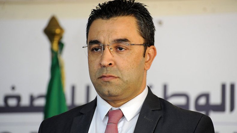 “توسيع صلاحيات البرلمان ورفع القدرة الشرائية للمواطن”