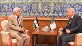 عطاف يتباحث تطورات تصفية الاستعمار في الصحراء الغربية مع نظيره الصحراوي