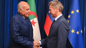 رئيس الوزراء السلوفيني يستقبل الوزير عطاف