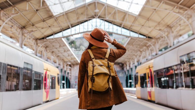 9 مخاطر قد تواجهها إذا سافرت بالقطار