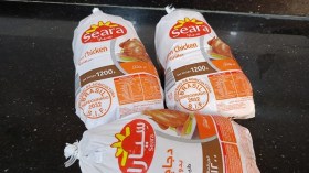 بعد حملات التشكيك.. الدجاج المستورد حلال وإقبال كبيـر عليه