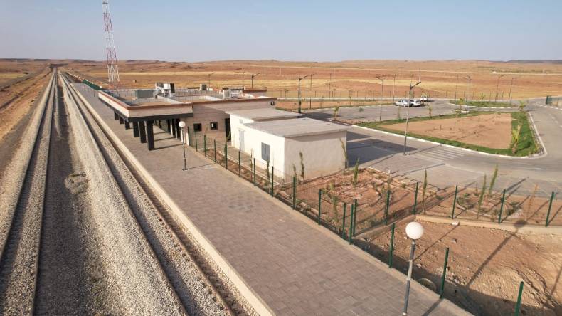 الإنتهاء من ربط منجم الفوسفات في بلاد الحدبة بخط السكة الحديدية