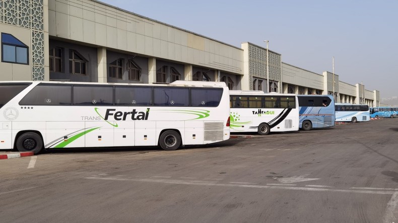 لقاء مستعجل هذا المساء بين وزارة النقل ونقابات الناقلين والأجرة