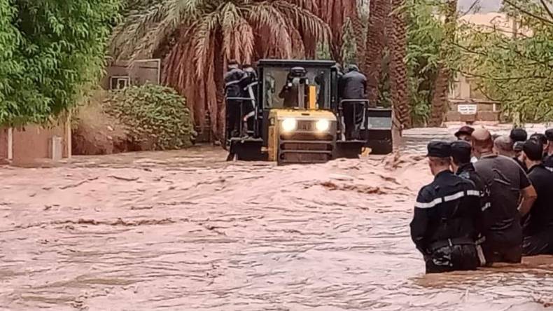الفيضانات تجتاح بلدية عين الصفراء والسلطات تتجند لمواجهتها