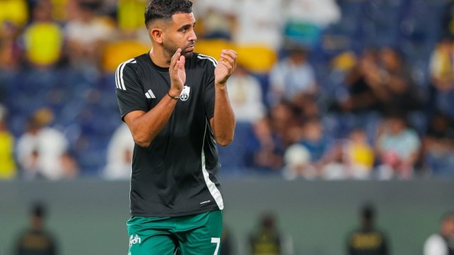 غضب جماهير أهلي جدة بعد رحيل محرز