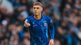 بالفيديو.. مهاجم تشلسي يدخل تاريخ الدوري الإنجليزي الممتاز