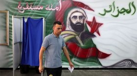 جزائريون ينتخبون بسقف عال للطموحات الاجتماعية والاقتصادية