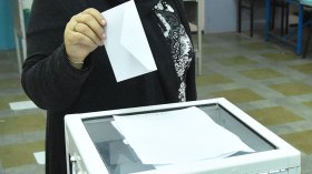أفراد الجالية الوطنية بالخارج يشرعون في التصويت هذا الاثنين