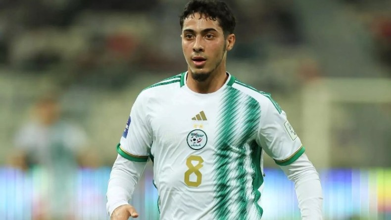 شعيبي يُوكّد ضمنيا وجود خلاف بينه وبيتكوفيتش