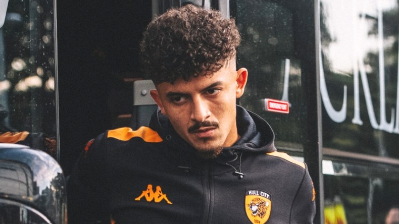 بِالفيديو: بلومي يتسبّب في هدف خلال خوضه أوّل مباراة رسمية في إنجلترا