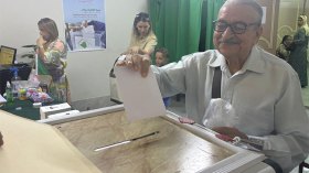 الحدث الانتخابي في الجزائر والصراخ في باريس والرباط