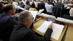 النواب مدعوون لإيداع مقترحاتهم التشريعية والاستعداد لمساءلة الحكومة