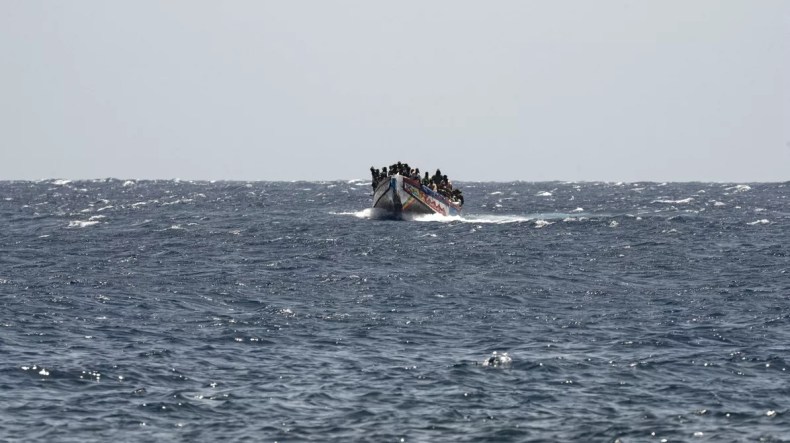 Naufrage d’un bateau de migrants en Espagne: 9 morts et 48 disparus au large des Canaries