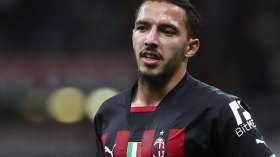 بن ناصر يخسر مع الميلان “الكلاسيكو” أمام جوفنتوس