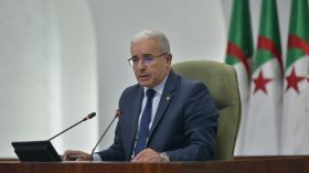 “قاد الجزائر لديموقراطية حقيقية”.. بوغالي يشيد بمشروع الرئيس تبون النهضوي