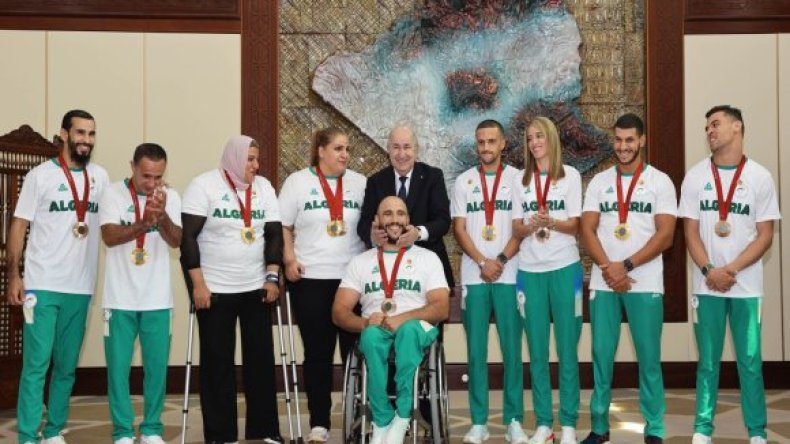 الرّئيس تبون يُكرّم الأبطال البارالمبيين