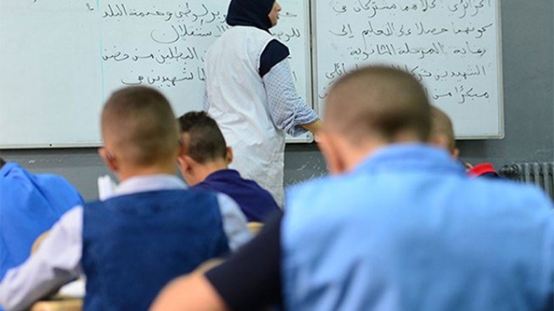 بل هي دروسٌ لُصوصيةٌ!