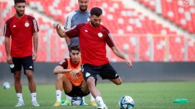 بِالفيديو: سفرية “الخضر” إلى وهران وآخر مران