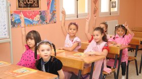 هذا هو سقف التلاميذ بالحجرات لقبول التحويلات بين المدارس