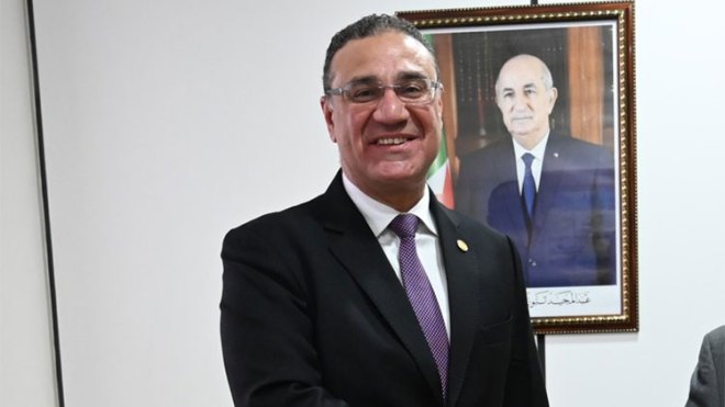 قاعدة تطبيقية بالسفارة المصرية بالجزائر لفائدة المستثمرين 