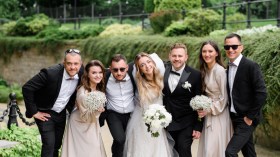 الزواج الجشع .. لماذا يميل الأزواج إلى إلغاء صداقاتهم؟