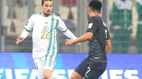 ليفربول مهتم بالدولي الجزائري أنيس حاج موسى