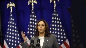 لماذا أعلن أزيد من 700 مسؤول عسكري تأييدهم لـ “هاريس”؟