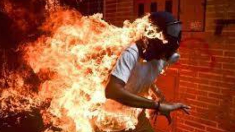 بعدما أحرقها حية.. وفاة صديق العداءة الأوغندية