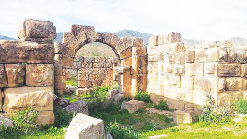 السياحة بغليزان.. إمكانات هائلة ترهنها العراقيل