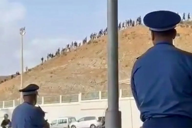 Thousands of Moroccans attempt to illegally immigrate collectively to escape extreme poverty