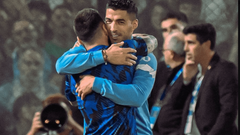 رسالة مؤثرة من ميسي إلى سواريز