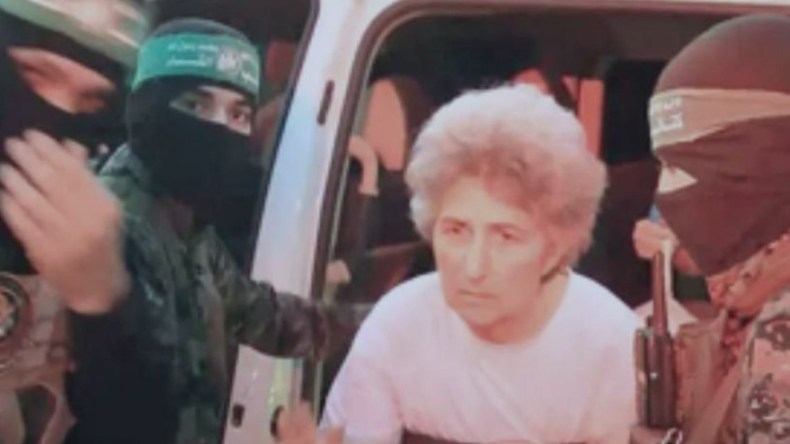 أسيرة إسرائيلية سابقة لدى حماس تفجر مفاجأة بحديثها عن أنفاق غزة