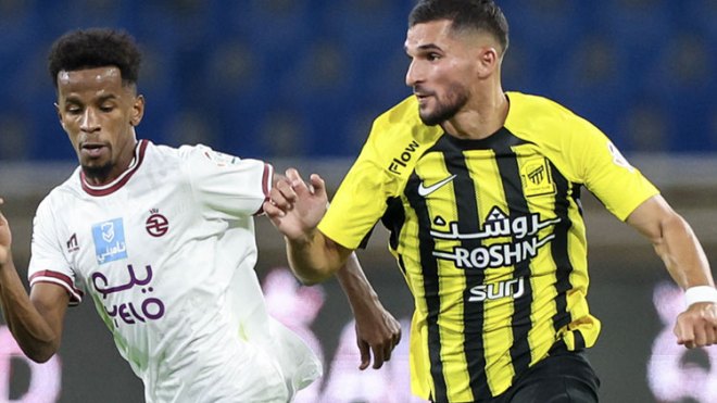 دوري “روشين” يشيد بحسام عوار