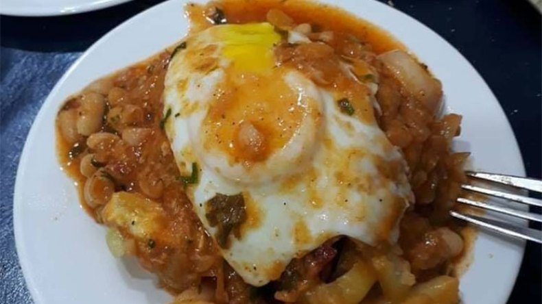 “بناشي” طبق ينافس “حمص دوبل زيت” بقسنطينة