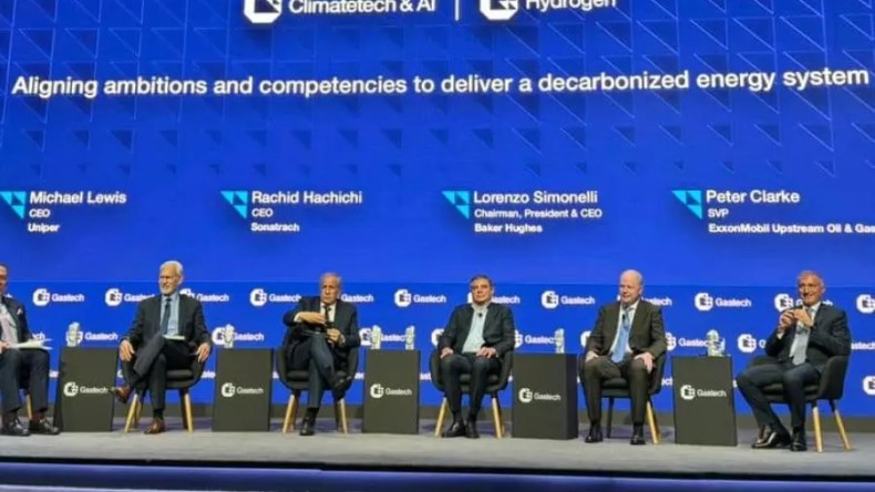 تقليص الانبعاثات الكربونية.. حشيشي يبرز جهود سوناطراك في مؤتمر “غازتيك”