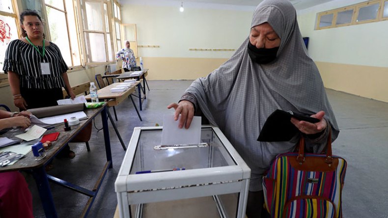 تزكية الجزائريين رسالة للأطراف المشككة في نجاح العملية الانتخابية