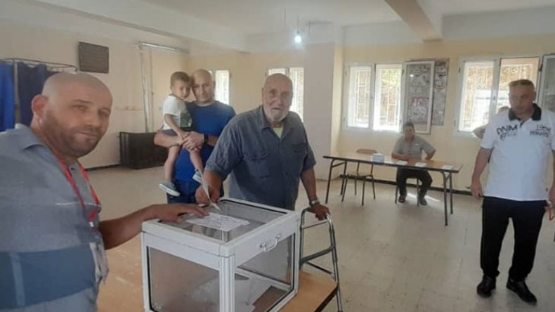 هكذا سارت الرئاسيات وممثلو المترشحين مرتاحون للعملية