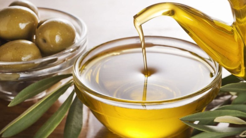 كيف تميّز زيت الزيتون البكر عن الزيوت المغشوشة؟