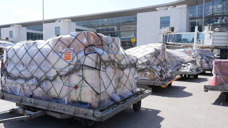 استلام أول شحنة من مضخات تحلية مياه البحر قادمة من اليابان